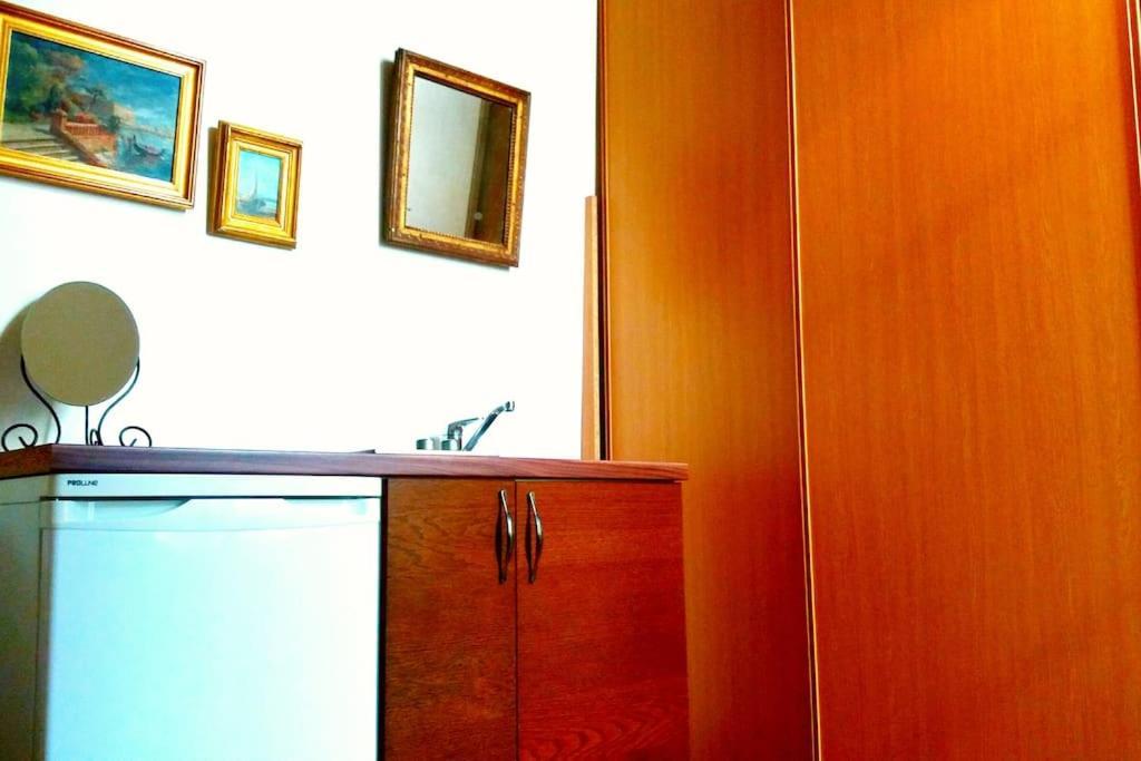 Small Luxurious Room In The Heart Of Saint Germain Paris Eksteriør bilde