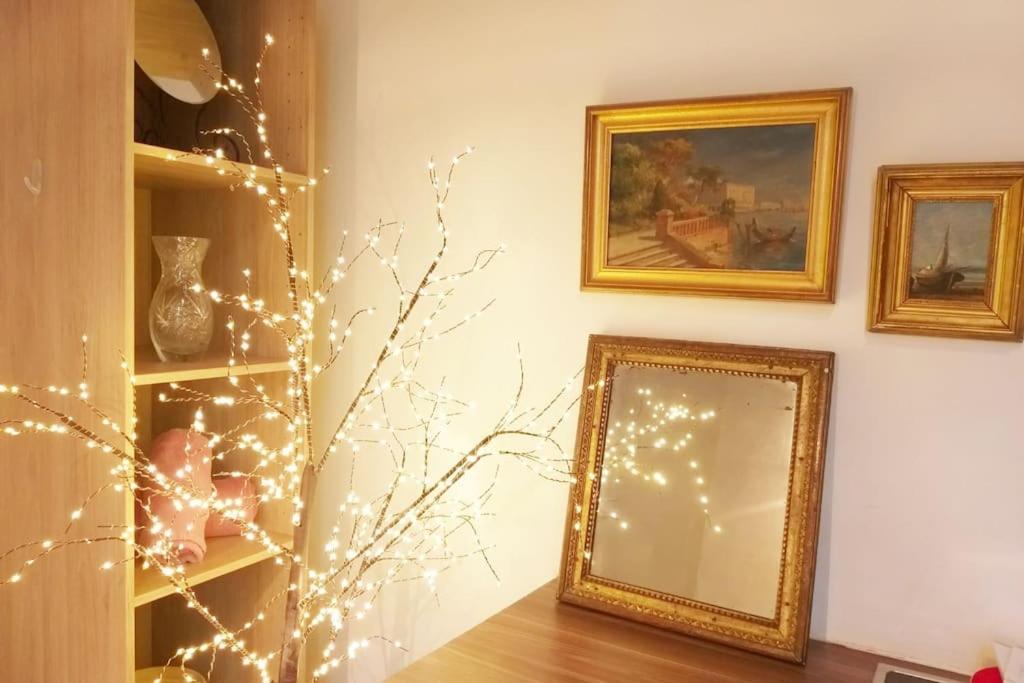 Small Luxurious Room In The Heart Of Saint Germain Paris Eksteriør bilde