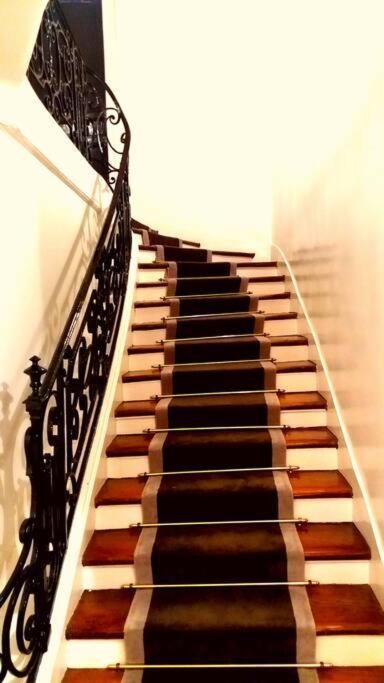 Small Luxurious Room In The Heart Of Saint Germain Paris Eksteriør bilde